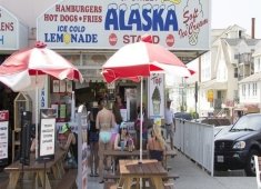 Alaska Stand